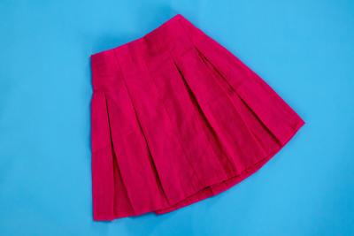 Short shop skirt znaczenie